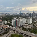 Downtown Retreat 2Br At Neu Suites, Kuala Lumpur