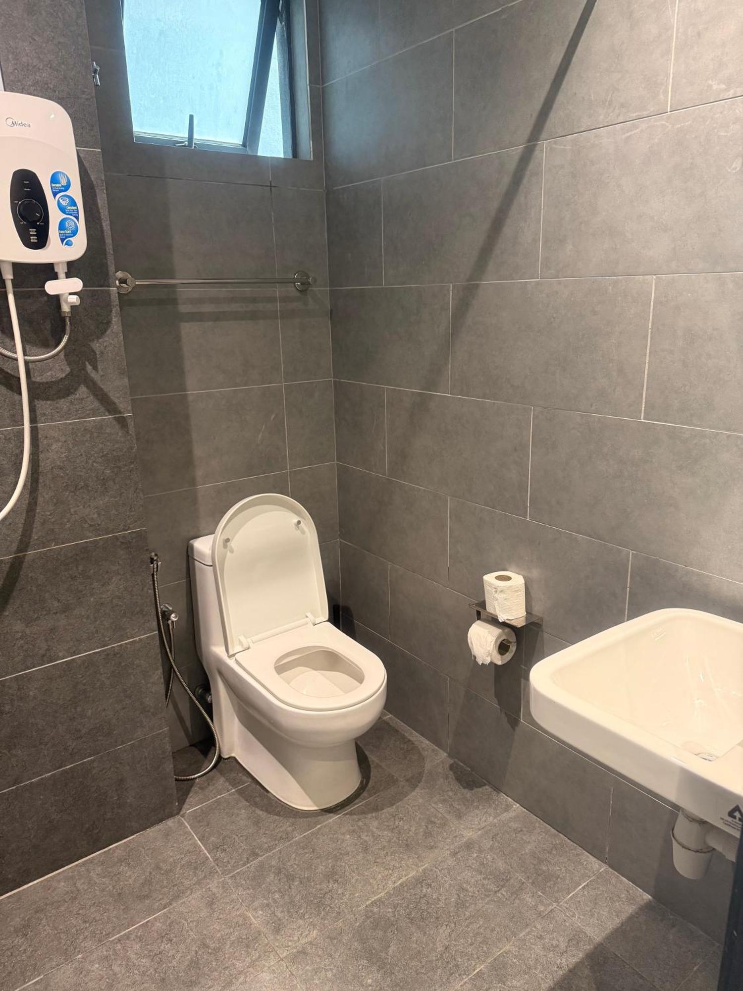 Downtown Retreat 2br At Neu Suites, *